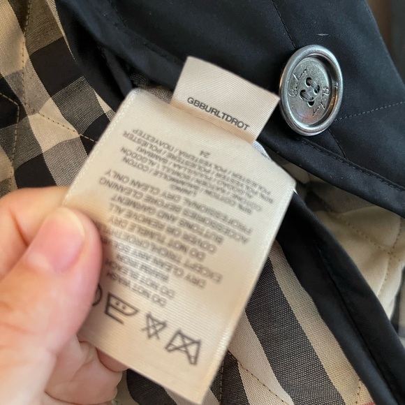 Burberry Coat - Picture 3 of 5